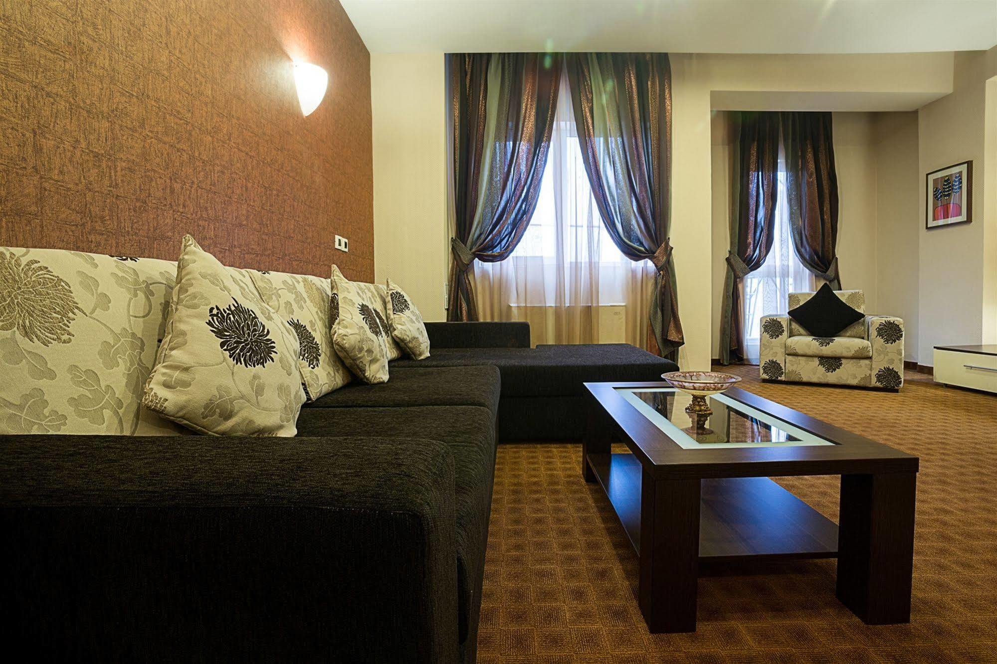 Hotel Inter Business Bukareszt Zewnętrze zdjęcie