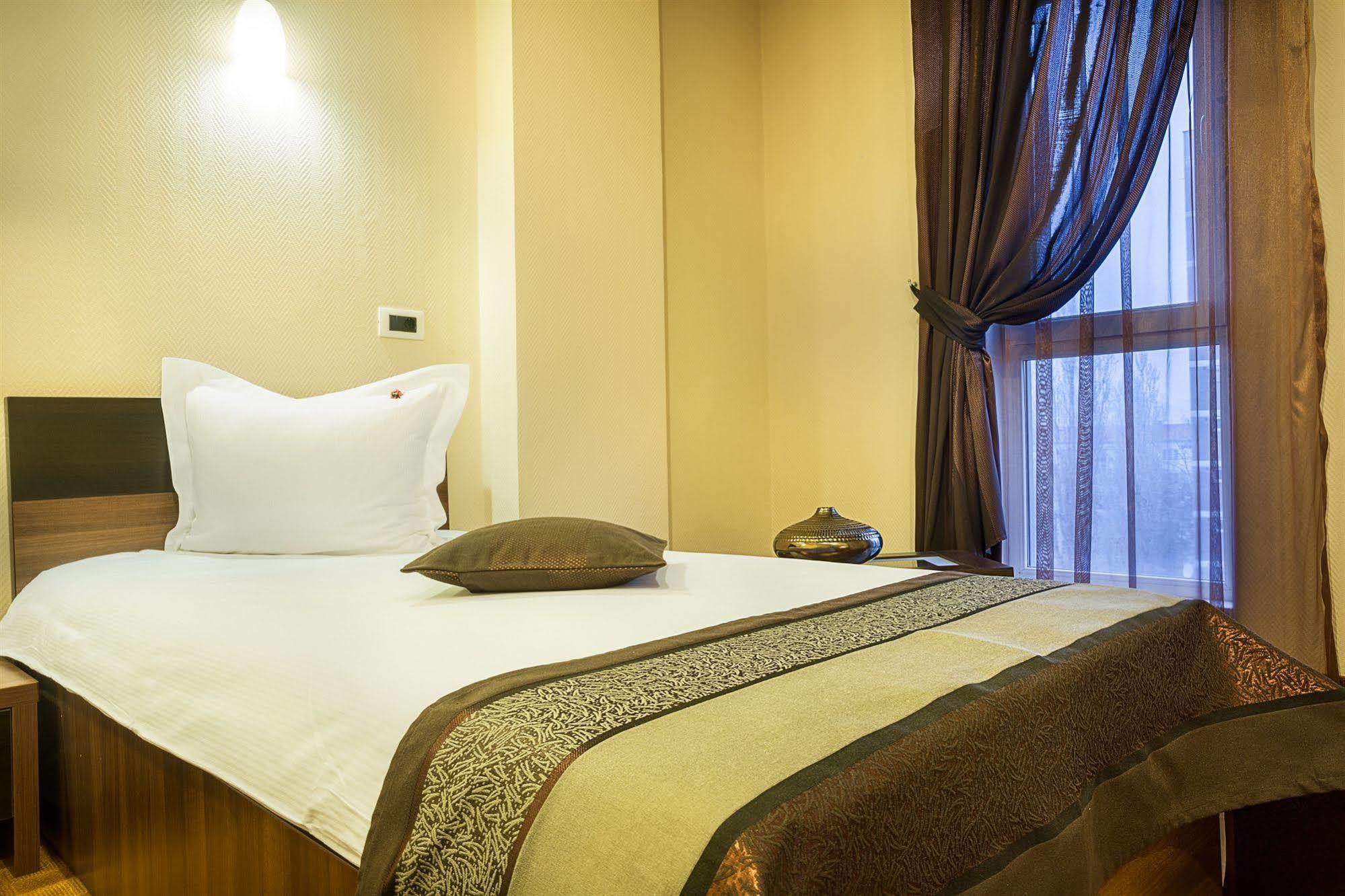 Hotel Inter Business Bukareszt Zewnętrze zdjęcie